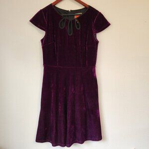 Modcloth Women A Line Dress Purple Velvet Skater Sz L Pocket Neck Accent Classic